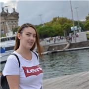 Doy clases de matemáticas a niñ@s que estén cursando E.S.O y Bachiller, también de economía